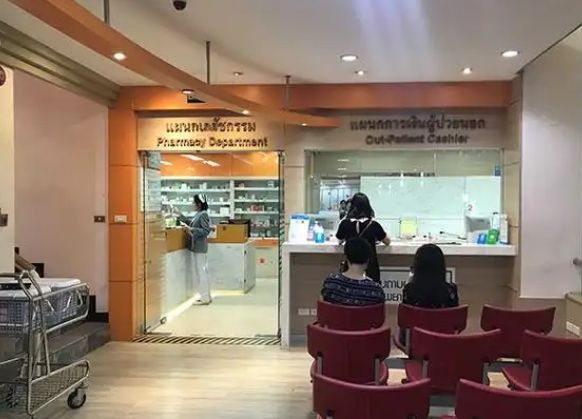 当你在深夜查-35岁冻卵政策-时-那些搜索结果没告诉你的数字与选择